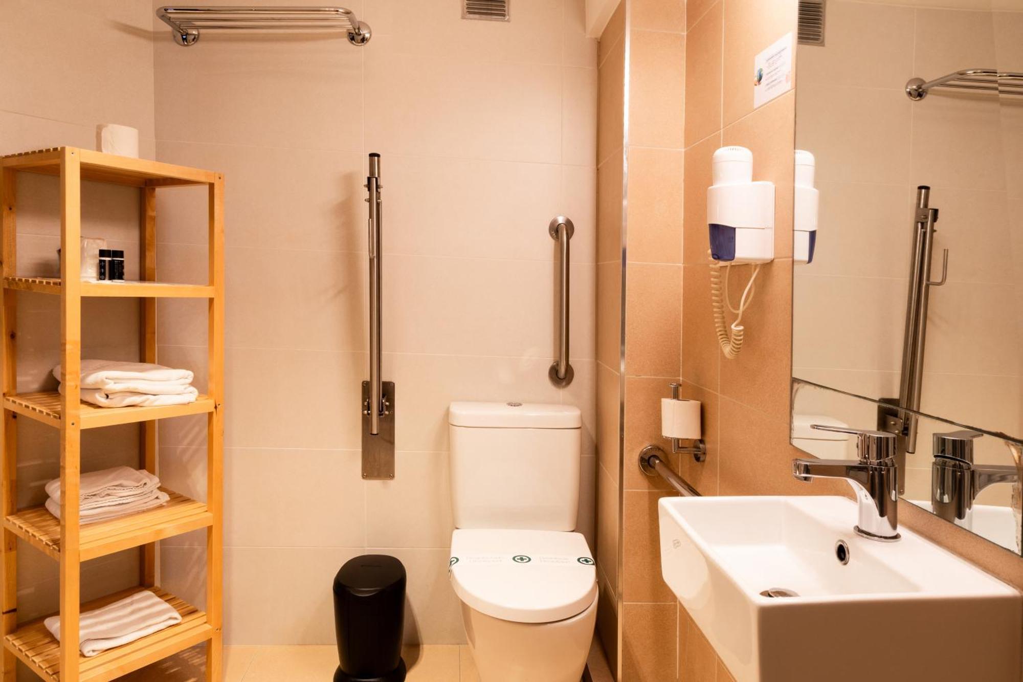 Suite Junior - Accessible aux Personnes à Mobilité Réduite